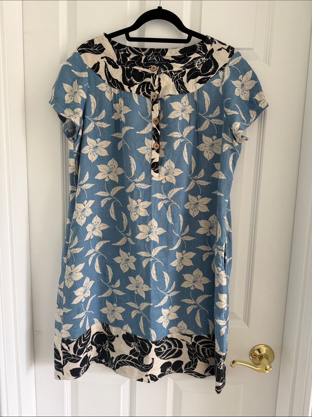 GAP Blue and Cream Linen Floral Dress with Black Contrast Yoke